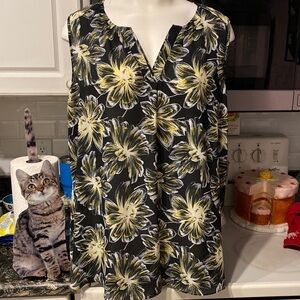 a womens Sami & Jo casual sleeveless plus size pullover top 2X